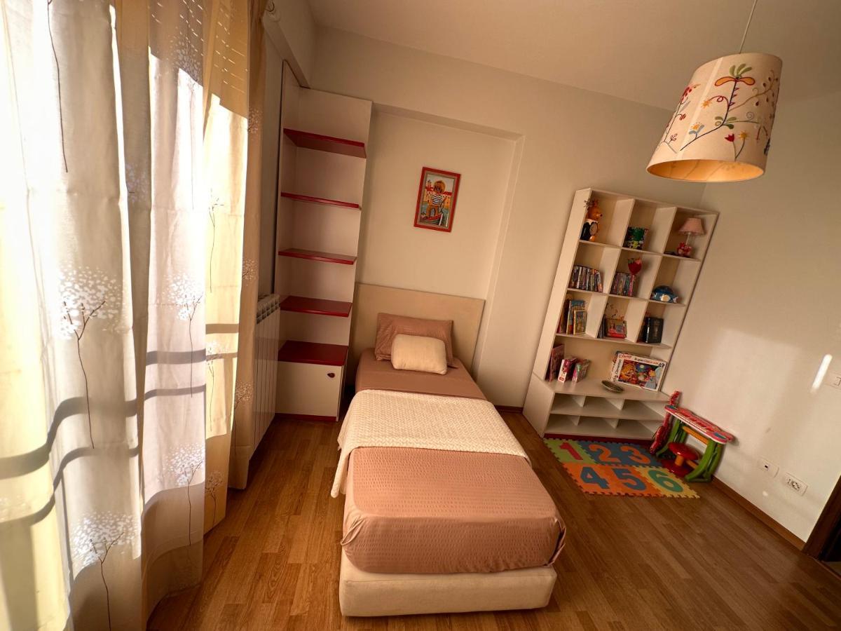 Apartament Casa Mia - Hidden Gem Near The New Boulevard Tirana Zewnętrze zdjęcie